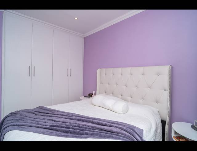 3.5 BEDROOM HOUSE FOR SALE IN LA LUCIA